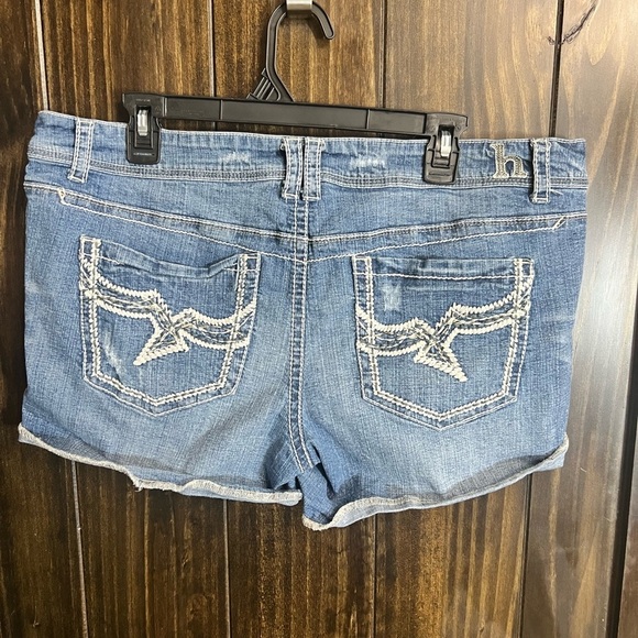 Denim Jean Shorts Size: 15/16 - Picture 3 of 7